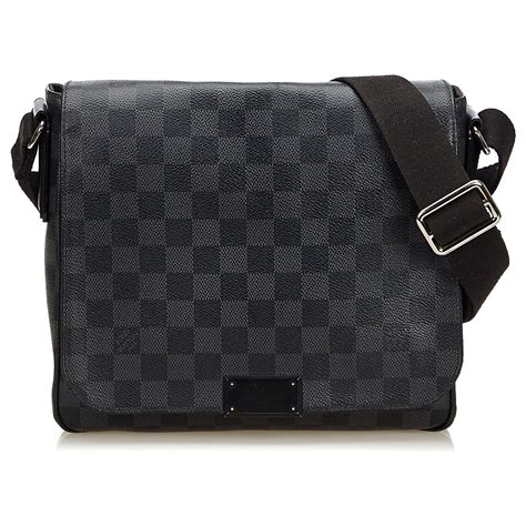 lv black damier